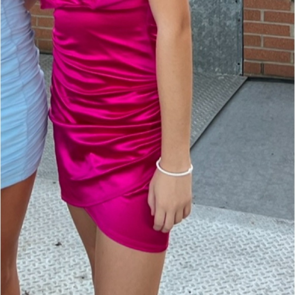 Elegant Pink Mini Dress